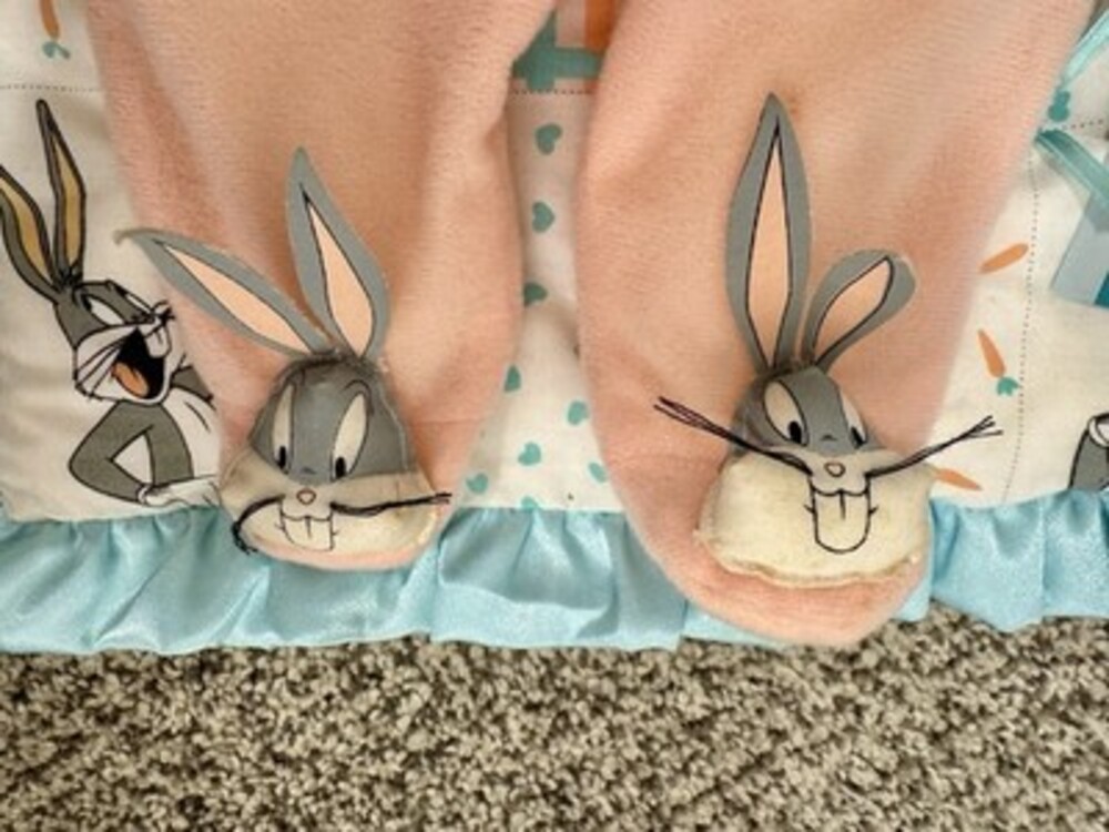 The Ashton-Drake Galleries Some Bunny Loves You Doll / Looney Tunes Blonde Girl